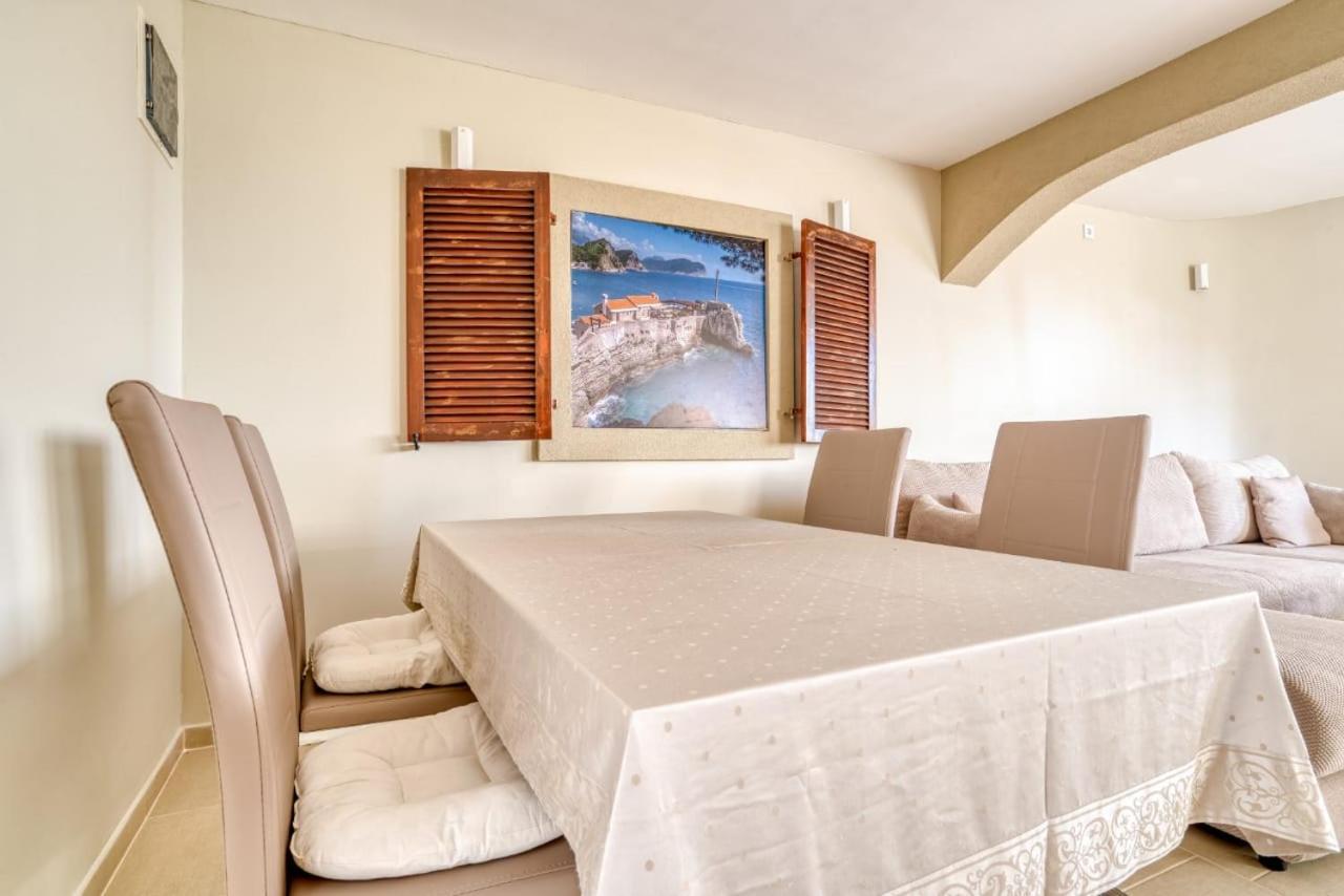 Savovic_Lux Apartman Petrovac Kültér fotó